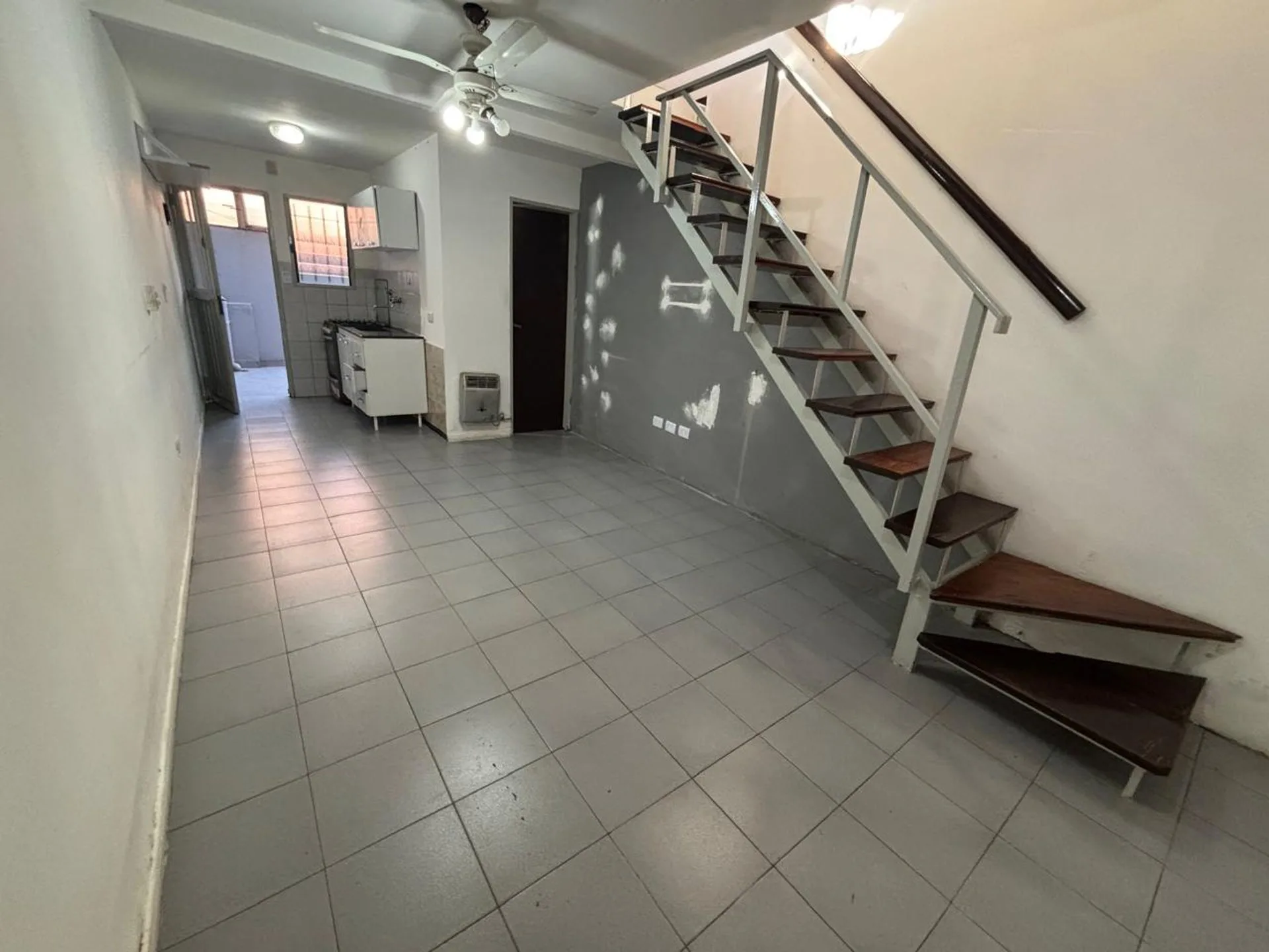 Venta Duplex 3 ambientes, Lomas del Mirador foto 4