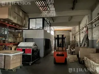 Depósito en Tres De Febrero foto 4