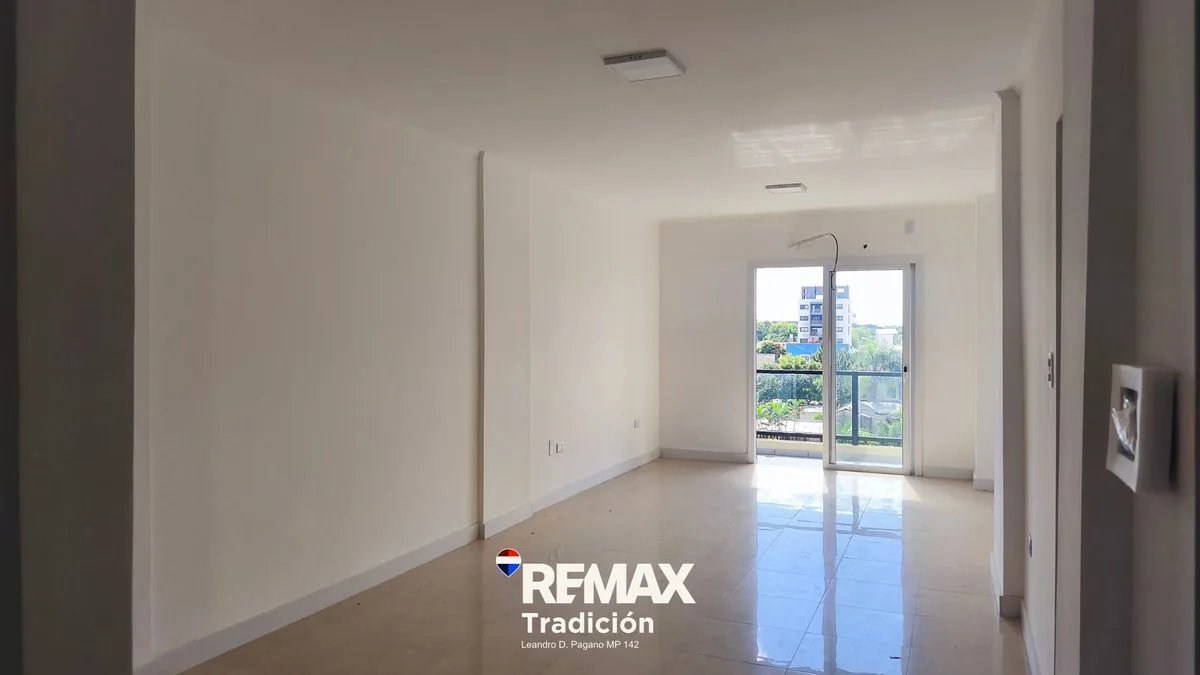 Dpto Vendo 3 dorm c/cochera Centro Rcia. foto 4