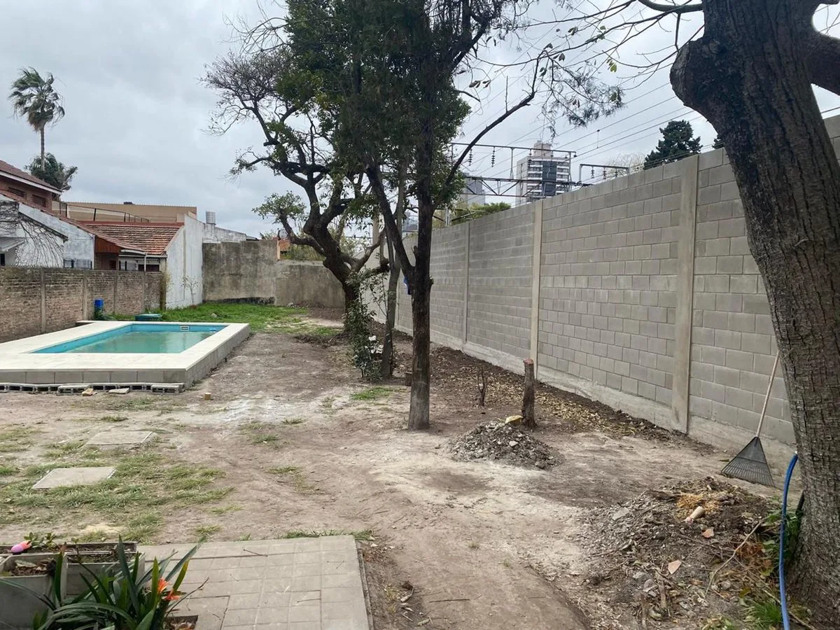 TERRENO LOTE VENTA BANFIELD CON PILETA foto 2