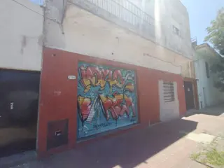 LOCAL DE 4 X 7 mts CON PERSIANA METÁLICA A METROS DE AVENIDA MÁRQUEZ . foto 1