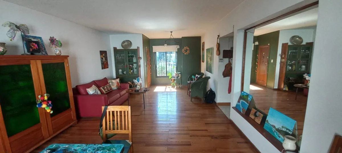 Casa de 4 ambientes en venta en Martinez foto 3