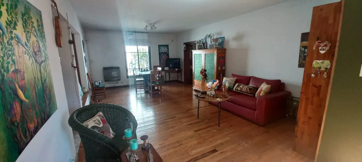 Casa de 4 ambientes en venta en Martinez foto 5