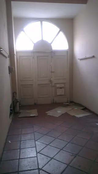 EXCELENTE PROPIEDAD EN FLORESTA 5 AMBIENTES CON DEPENDENCIA     AV DIRECTORIO  3579 foto 2