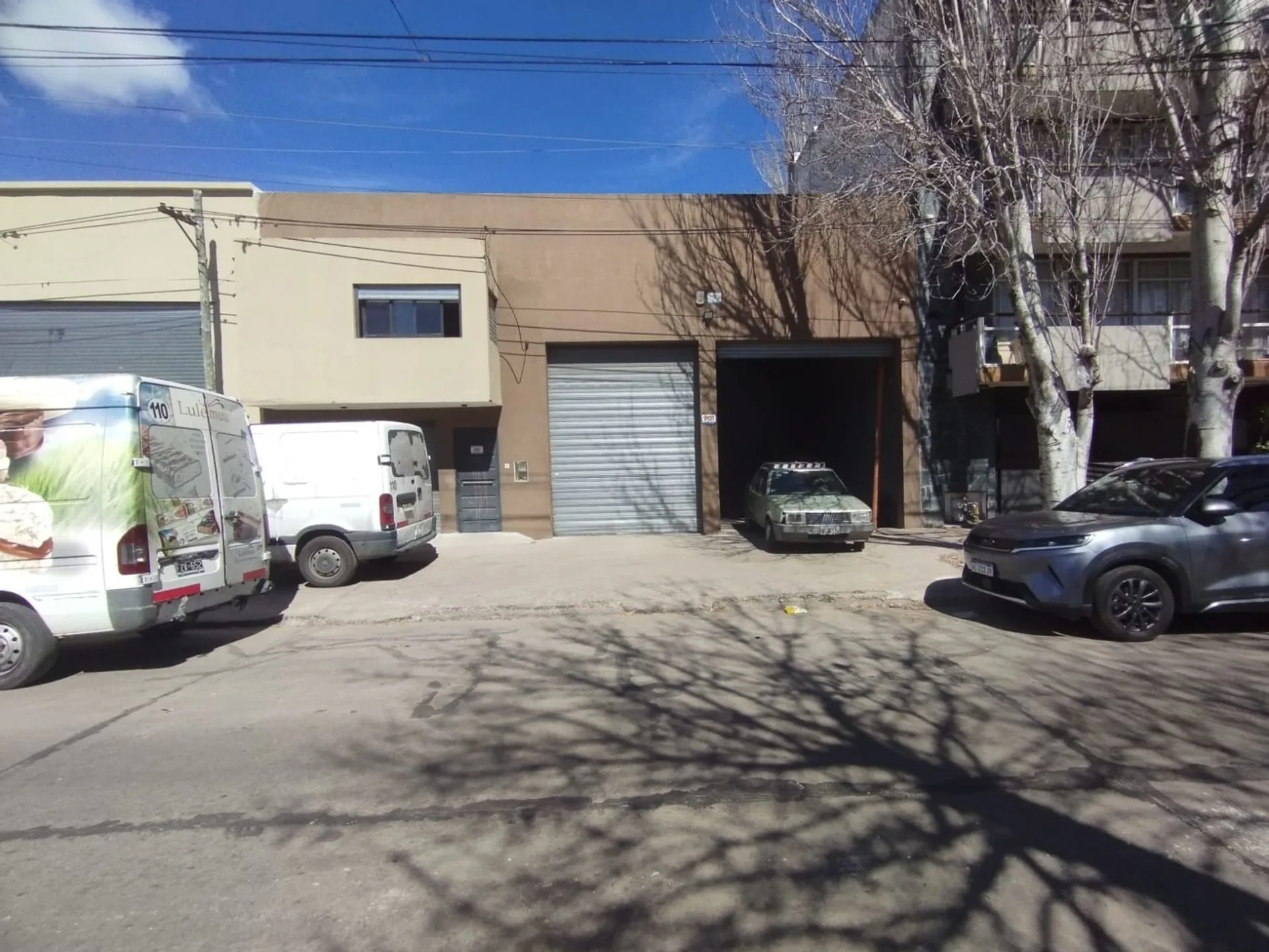 GALPON EN VENTA LA PLATA APTO VARIOS DESTINOS foto 2