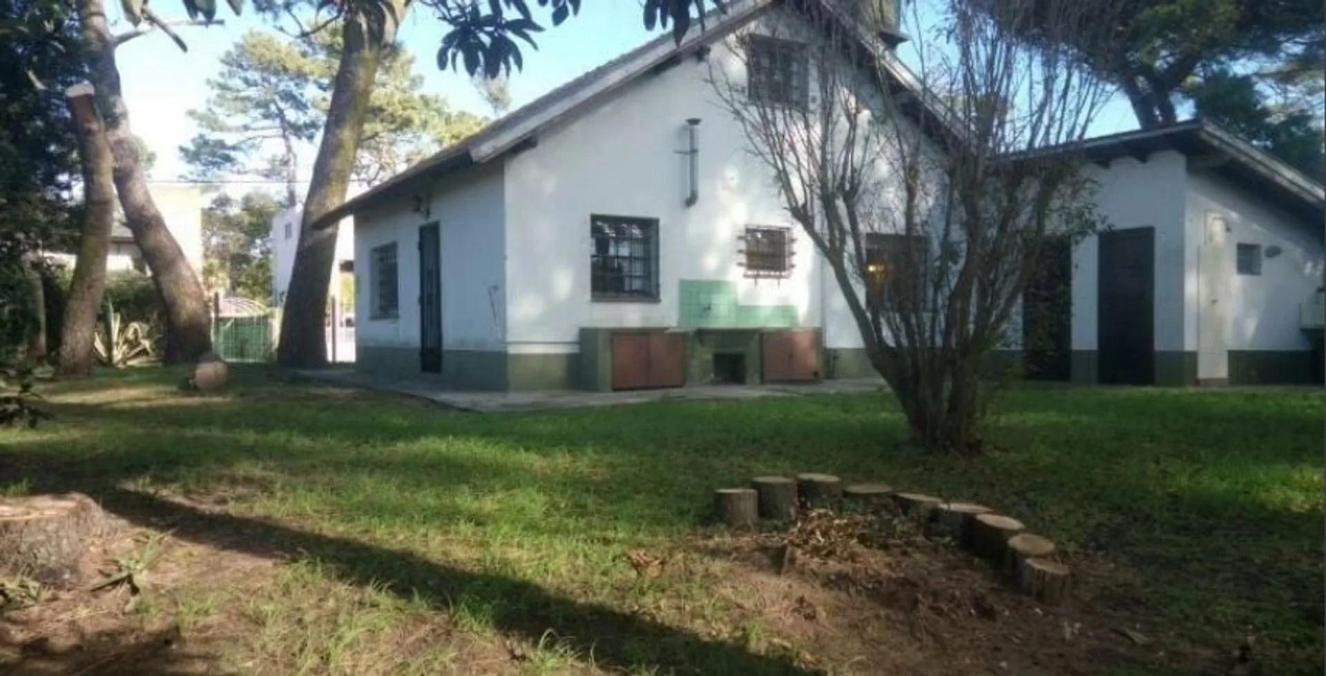 CASA VENTA VILLA GESELL A REFACCIONAR foto 2