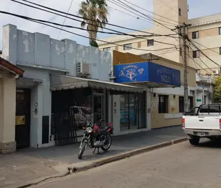 PROPIEDAD CENTRICA  FRENTE A PLAZA PRINCIPAL DE GRAL. RODRIGUEZ foto 1