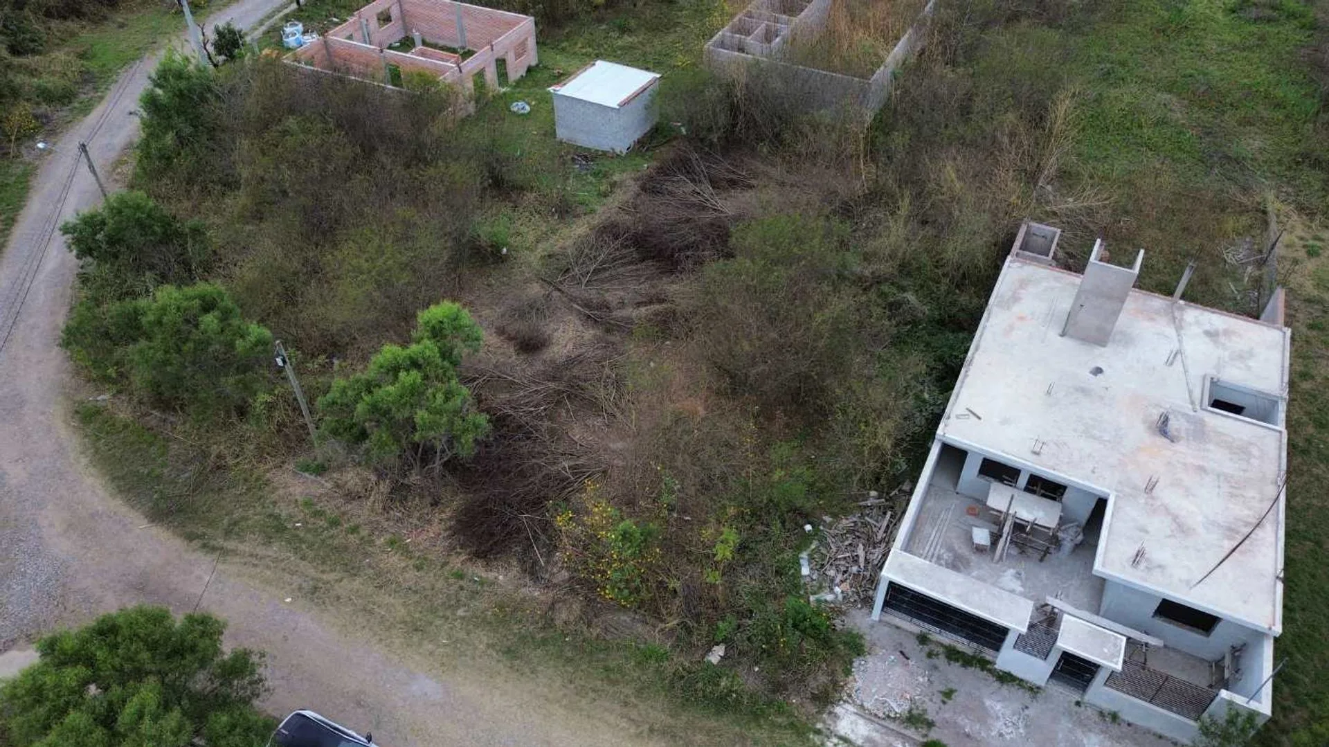 VENTA TERRENO 300 M2 AYRES DE CAMPO foto 3