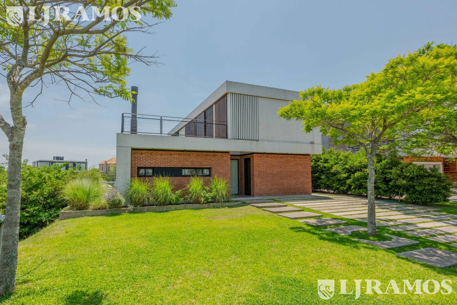 Casa en el Barrio Vistas - Puertos / Escobar foto 2