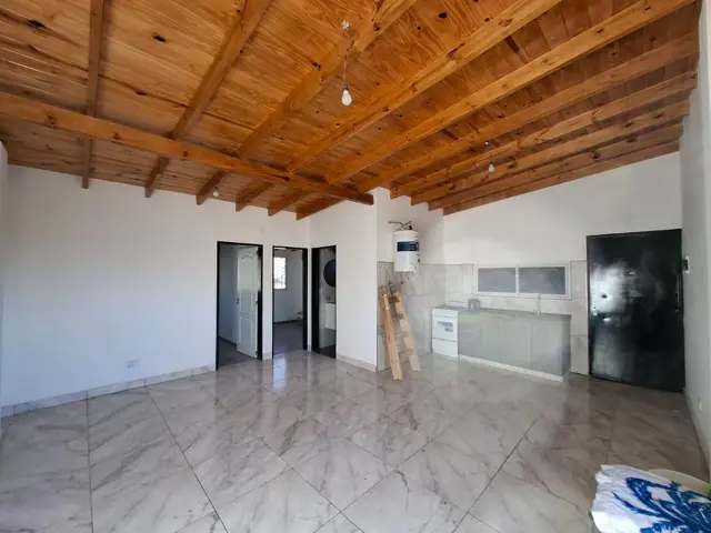 Departamento en Planta Alta de 3 amb.