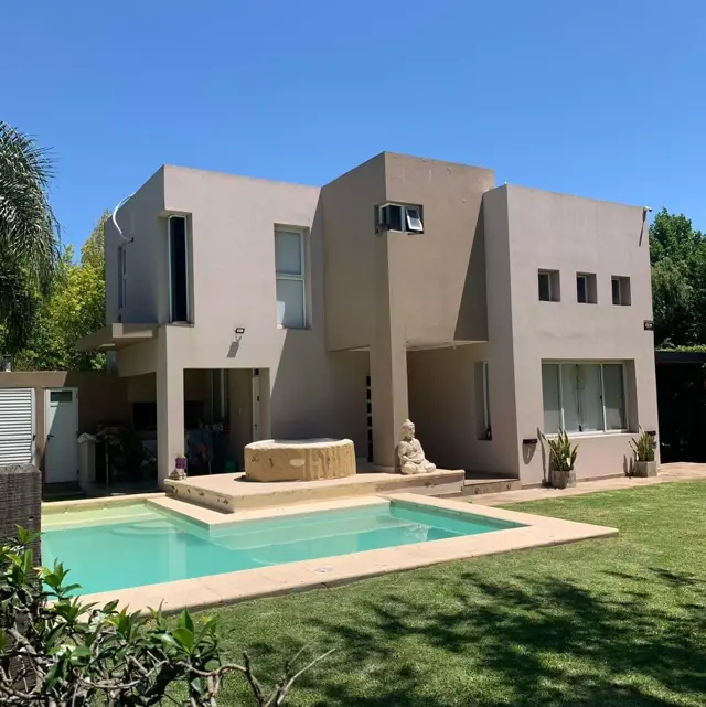 VENTA CASA EN BARRIO CERRADO SOL PARANÁ
