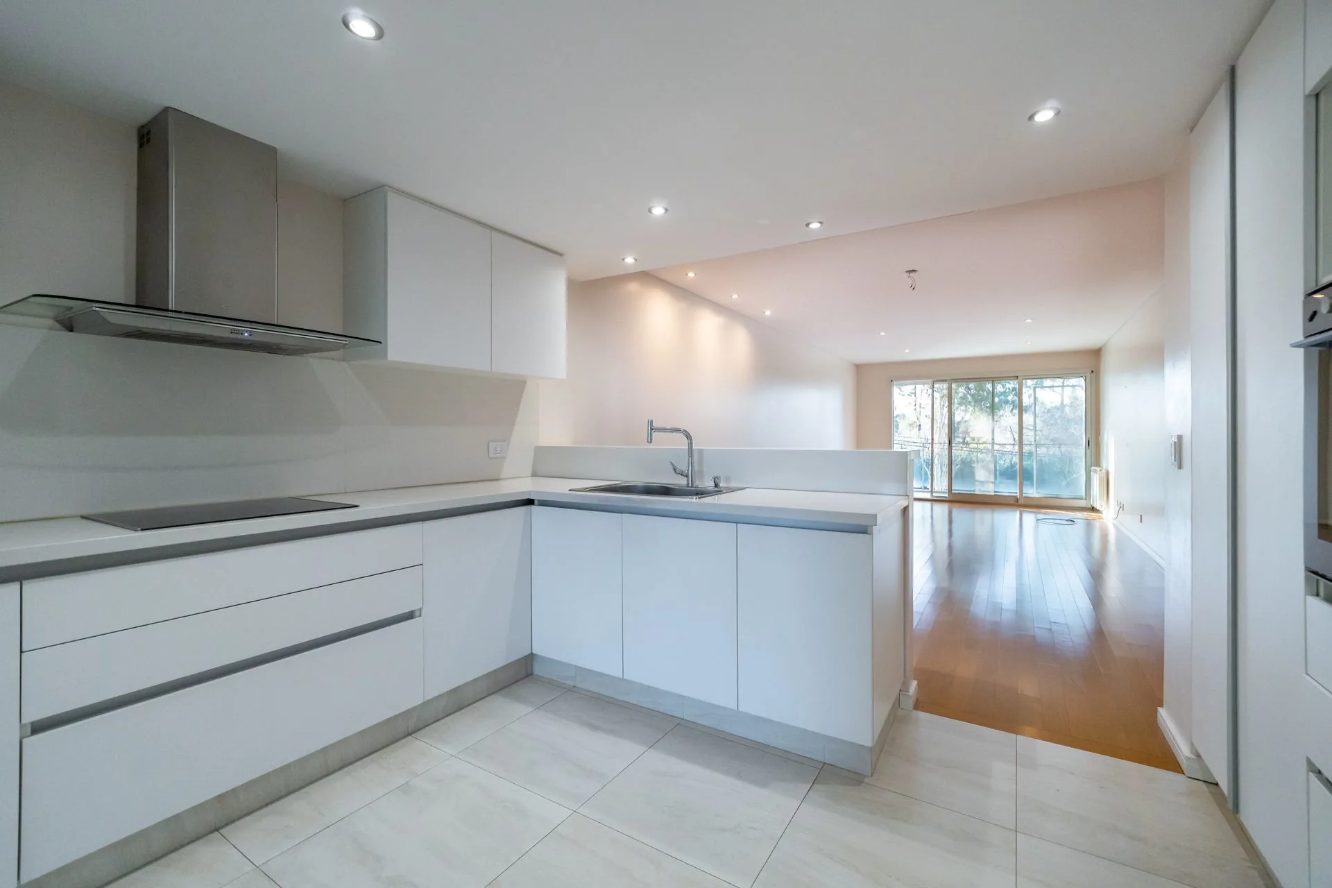 Dpto en venta. Edificio Aldea Dock Haus. foto 4