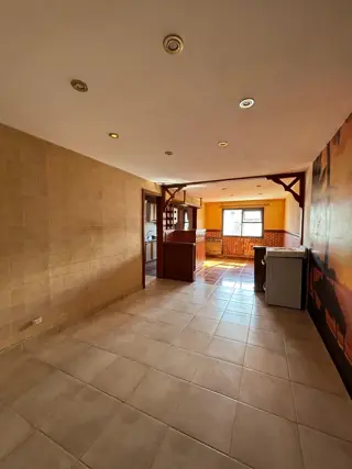 VENTA DPTO. 3 DORM.  B° 640 VIVIENDAS foto 3