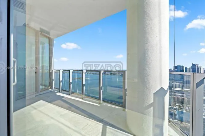 2900 NE 7th Ave 2900 foto 2