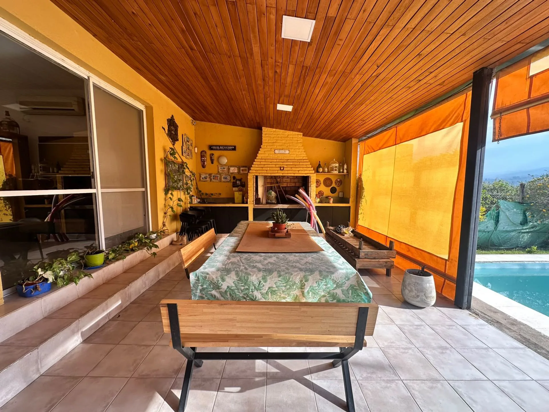 VENTA CASA COUNTRY LOMALINDA 3 DORMITORIOS C/PILET foto 3