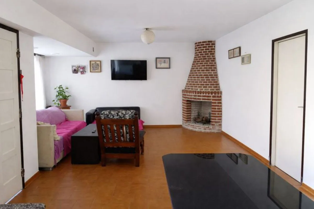 VENTA CASA 5 AMB PTA MOGOTES GRAN JARDíN Y QUINCHO foto 2