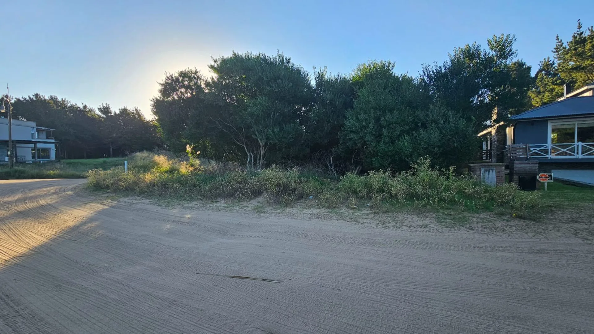 LOTE  EN VENTA RESIDENCIAL I COSTA ESMERALDA foto 2