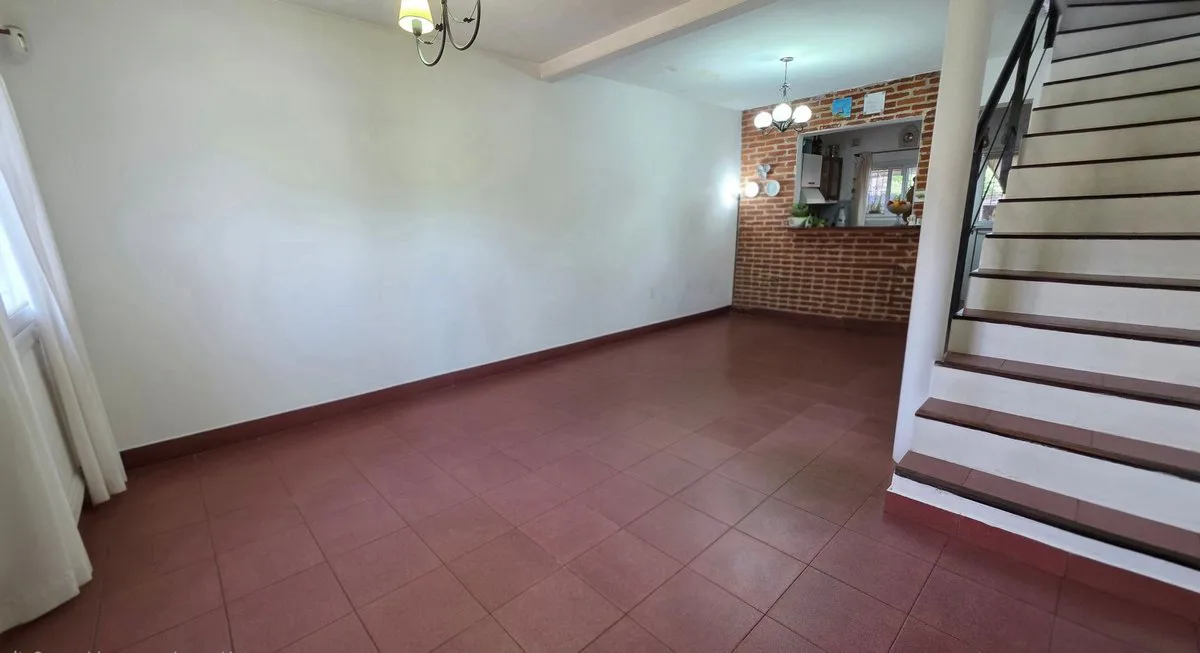 VENTA PH 4 AMBIENTES COCHERA PATIO PILAR CENTRO foto 4