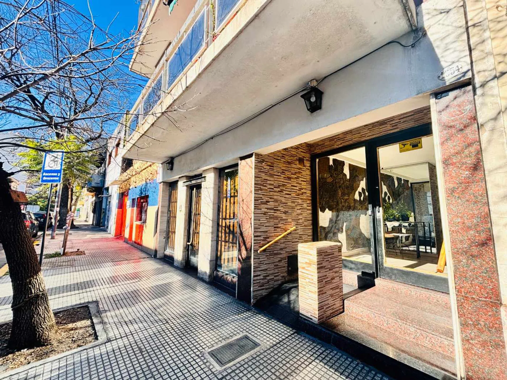 VENTA DEPARTAMENTO 2 AMBIENTES VILLA GENERAL MITRE foto 4