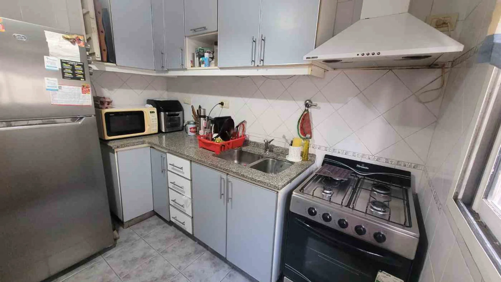 VENTA PH EN OLIVOS 4 AMB PATIO TERRAZA Y PARRILLA foto 4