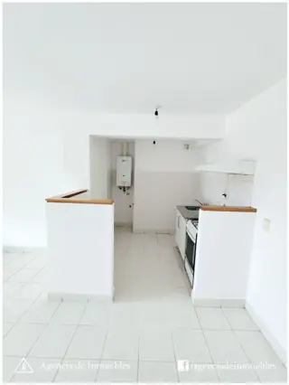 ALQUILA: Departamento 1 Dormitorio con Aire Acondicionado / B° Guemes foto 2