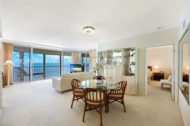 9577 Gulf Shore Dr #704 9500 foto 3