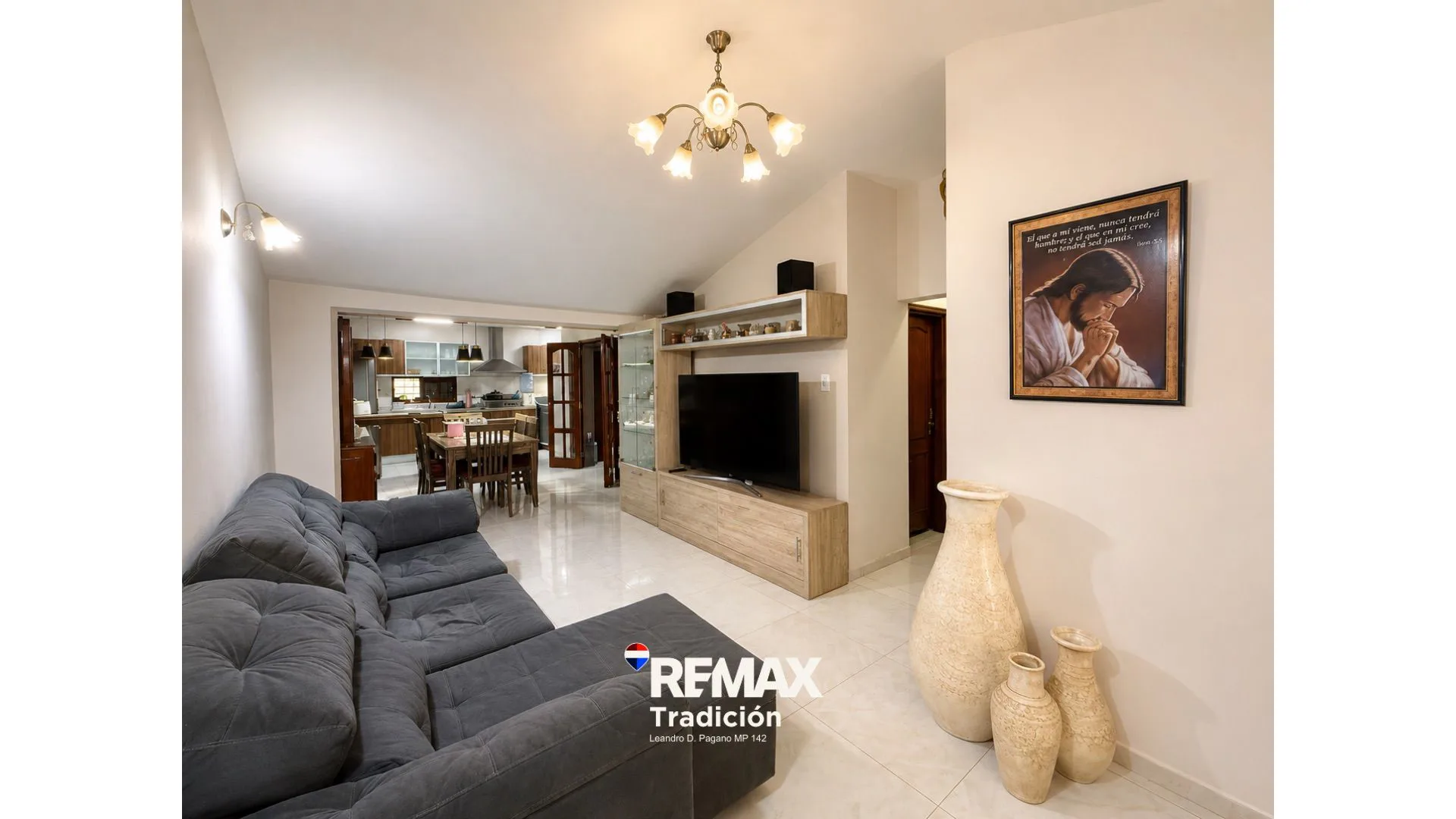 Casa en venta en Resistencia – 3 dorm. c/quincho foto 4