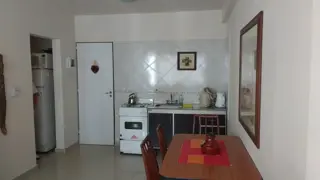 DEPARTAMENTO DE 1 DORMITORIO-COCHERA-QUINCHO-PILETA A 2 CUADRAS DEL CENTRO foto 2