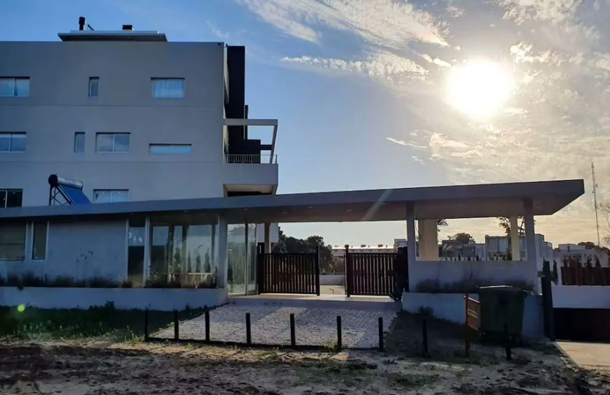 VENTA departamento 2 ambientes Nayades Pinamar. foto 2