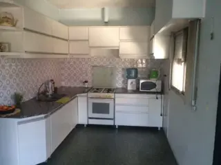 Importante casa de 260 m2, Quilmes Oeste. foto 5