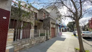 Basualdo 700 - Casa de 5 ambientes con garage en venta - Mataderos foto 2