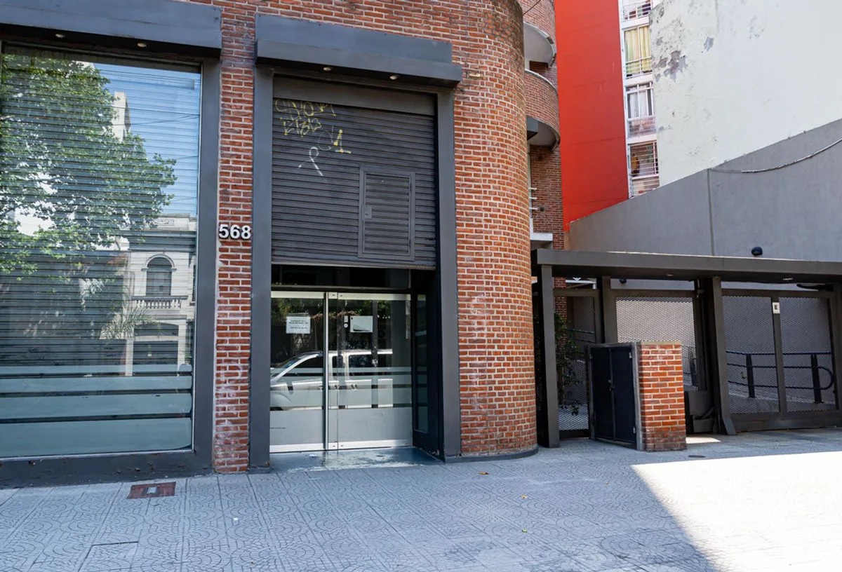 Local, con Oficinas En Venta La Plata foto 3