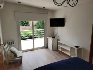 Alquiler Impecable casa con pileta Country Banco Provincia Anual o Temporada foto 3