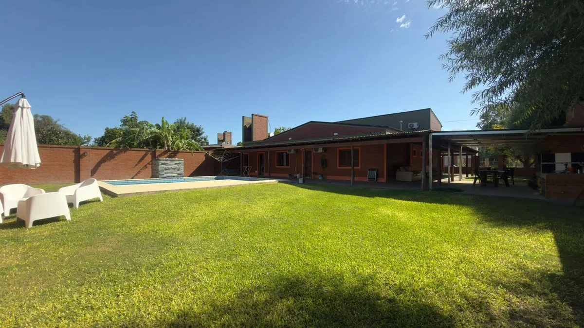 CASA EN VENTA APTA A CREDITO foto 2