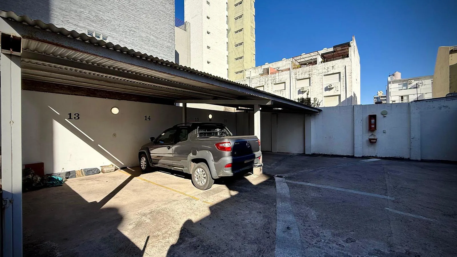 9 de Julio 3200 - Cochera en venta - Rosario, Echesortu foto 2