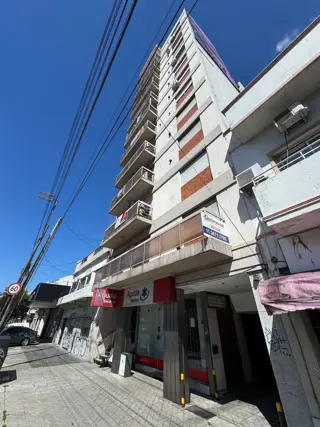 Alquiler Departamento de 3 Ambientes en Lanús Oeste. foto 1