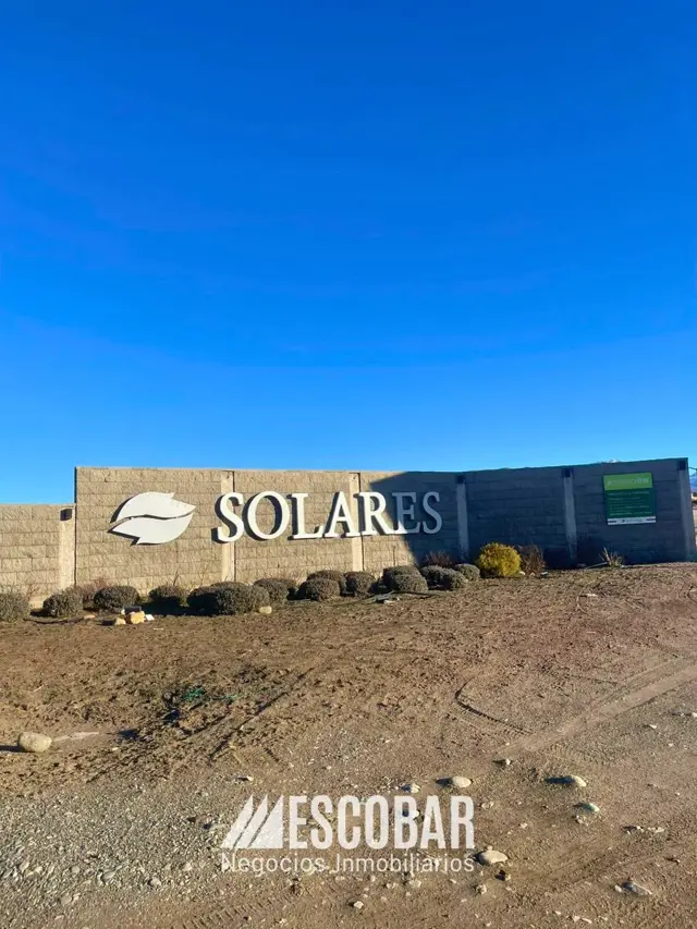 LOTE EN EL BARRIO LOS SOLARES
