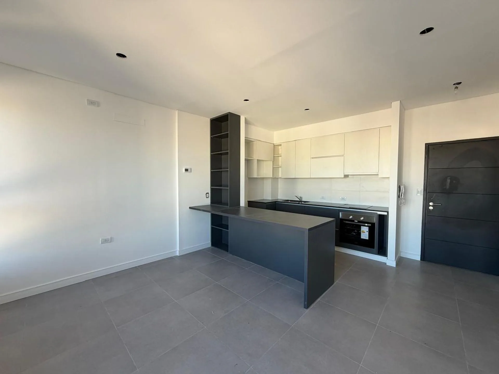 VENTA DPTO 1 DORMITORIO A ESTRENAR EN TORRE CRONO foto 2