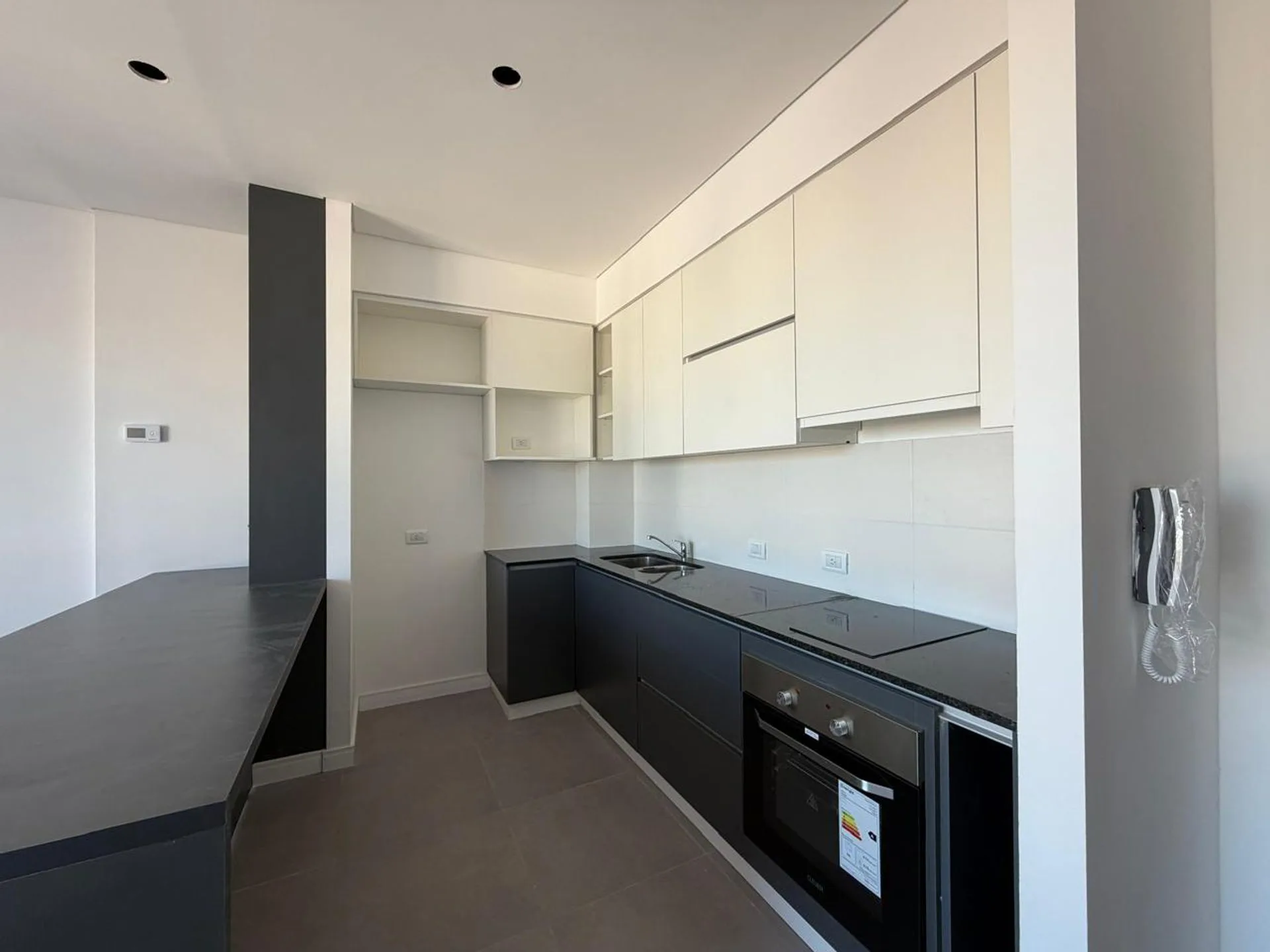VENTA DPTO 1 DORMITORIO A ESTRENAR EN TORRE CRONO foto 4