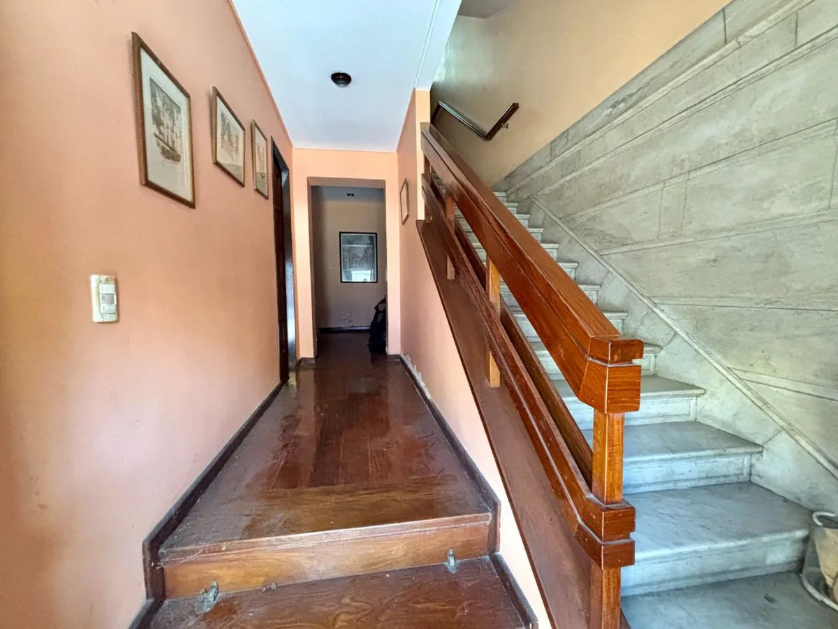 VENTA CASA 6 AMBIENTES ALMAGRO 2 PLANTAS COCHERA foto 3