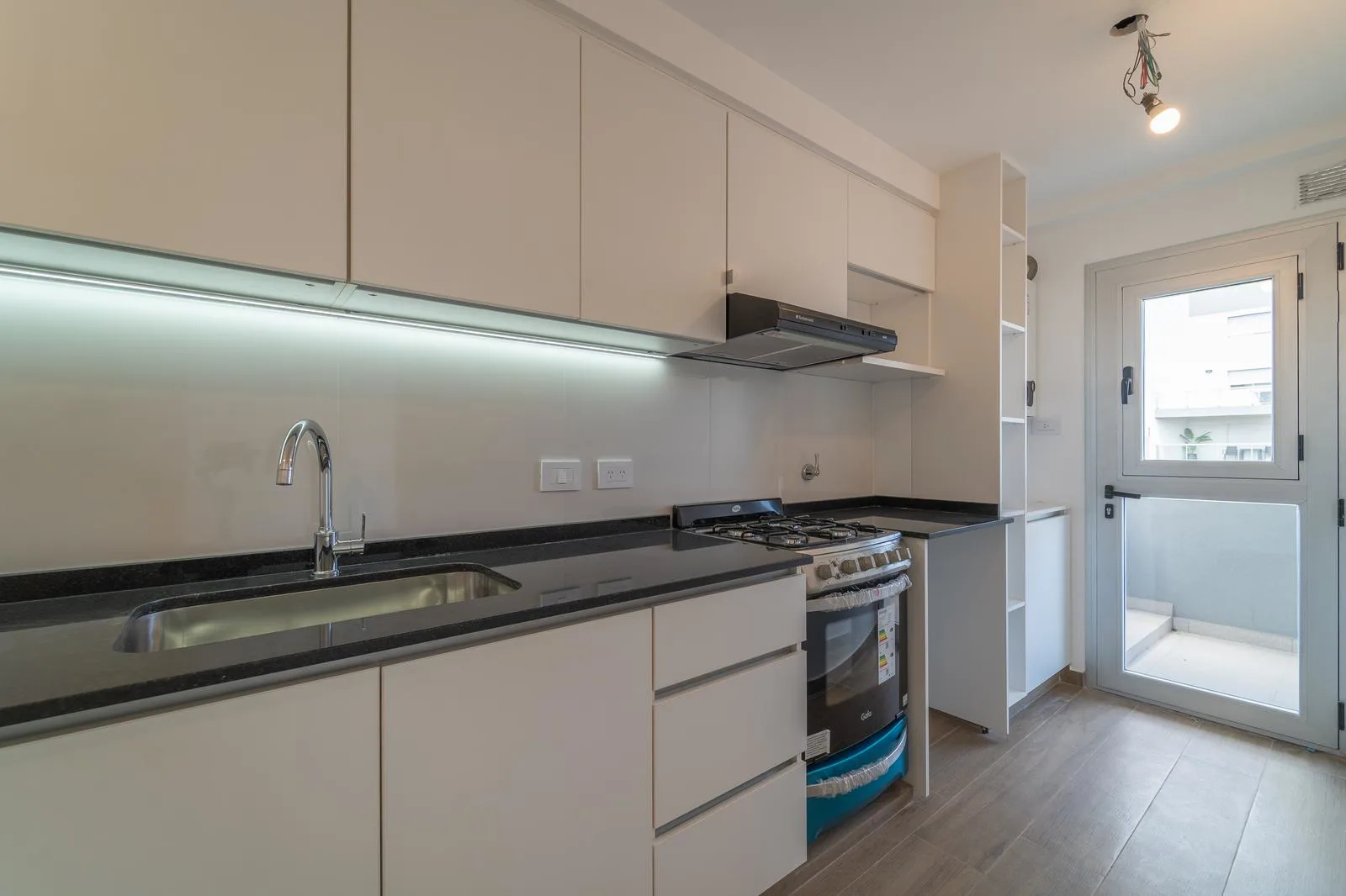 Departamento 2 ambientes a estrenar - Av. Ricardo Balbin 3761 6A, Saavedra foto 3