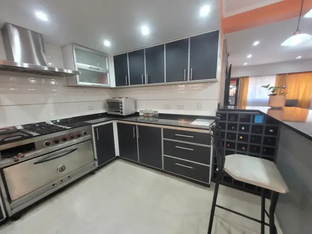 VENTA PERMUTA CASA PH DEPARTAMENTO 4 AMBIENTES GERLI LANUS PIÑEYRO