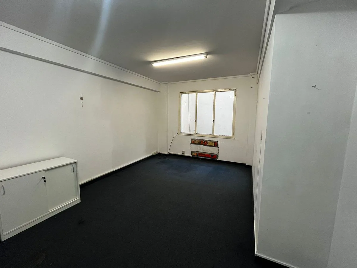 Venta oficina Centro Suipacha y Avenida Córdoba foto 4