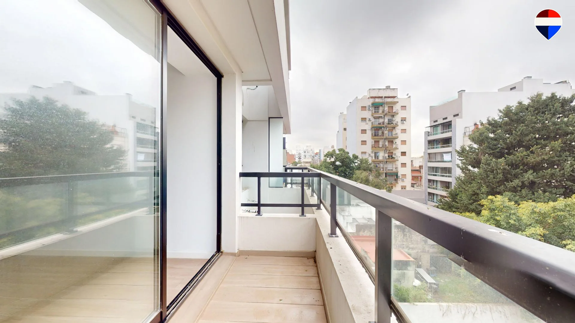 Depto 2 Amb - Estrenar-Cochera-Balcón-Apto prof foto 2