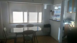 EXCELENTE UBICACION ALQUILER SIN MUEBLES SOLAMENTE PARA USO PROFESIONAL COMERCIAL CONSULTORIO SHOWROOM ETC foto 2