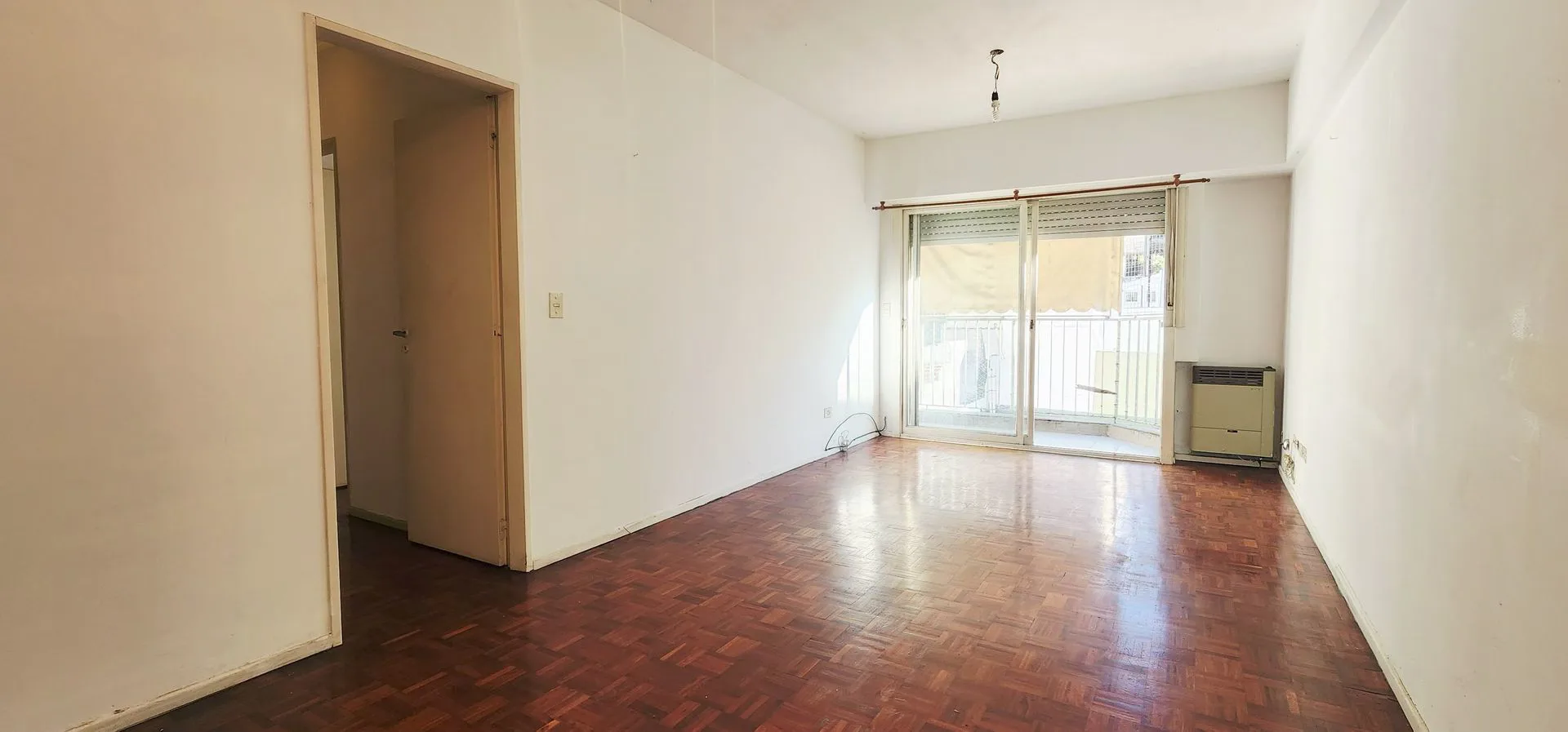 VENTA DEPTO 4 AMB COCHERA BAULERA RECOLETA foto 3