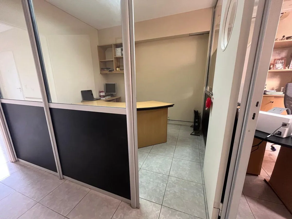 VENTA OFICINA SAN JUSTO foto 3
