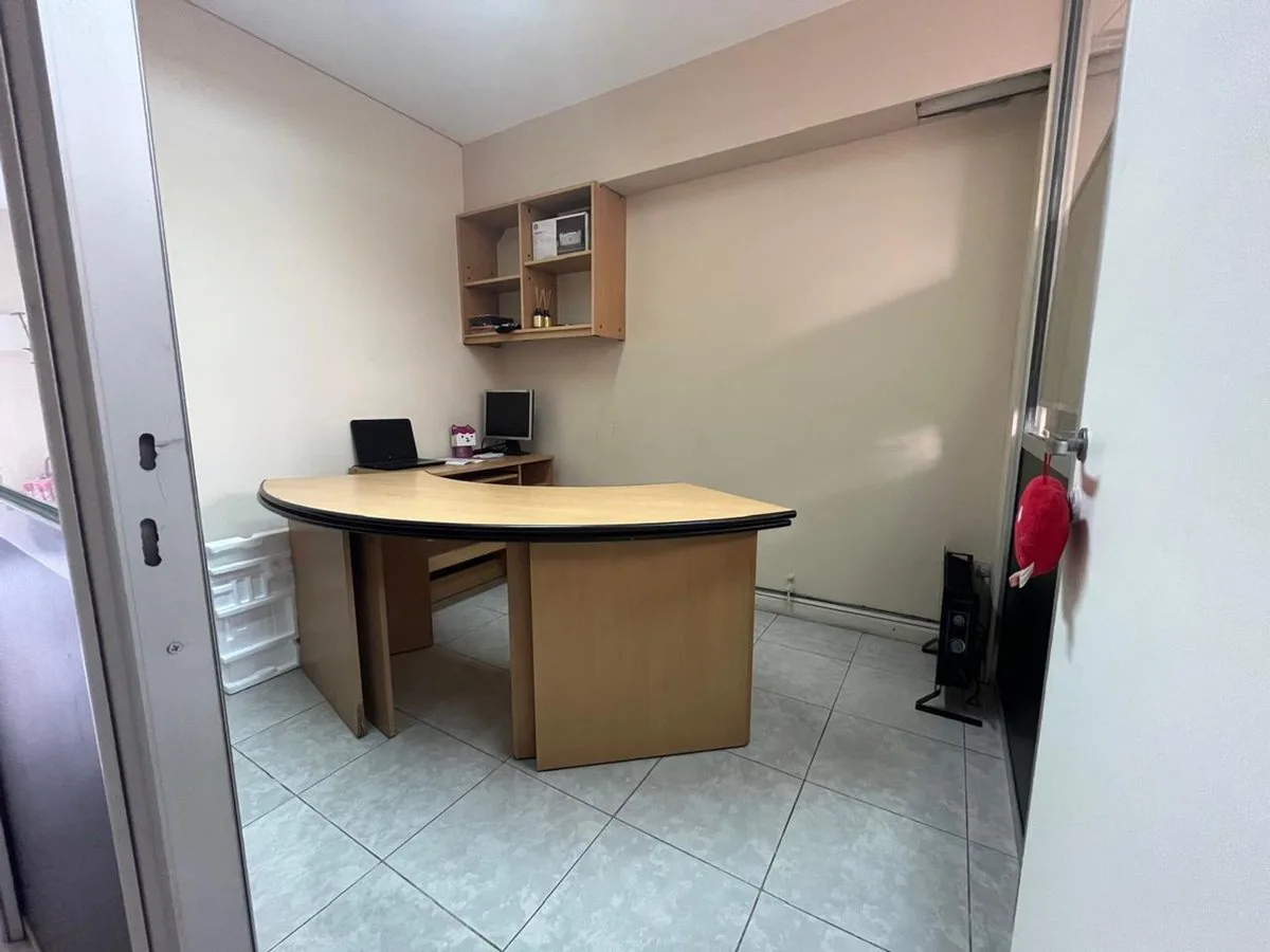 VENTA OFICINA SAN JUSTO foto 4