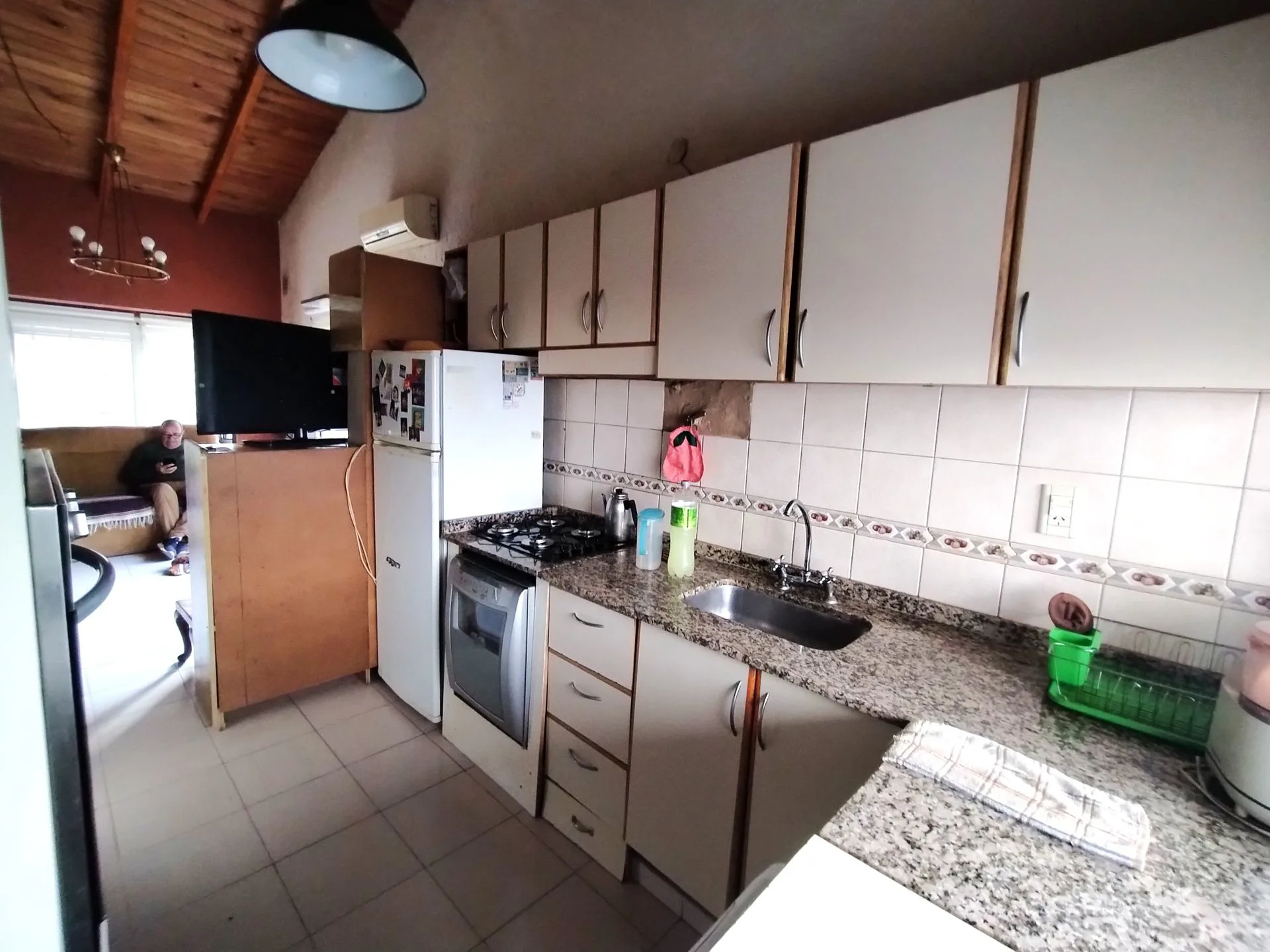 CASA EN VENTA 3 HAB CIRCUITO EL CHALLAO MENDOZA foto 2