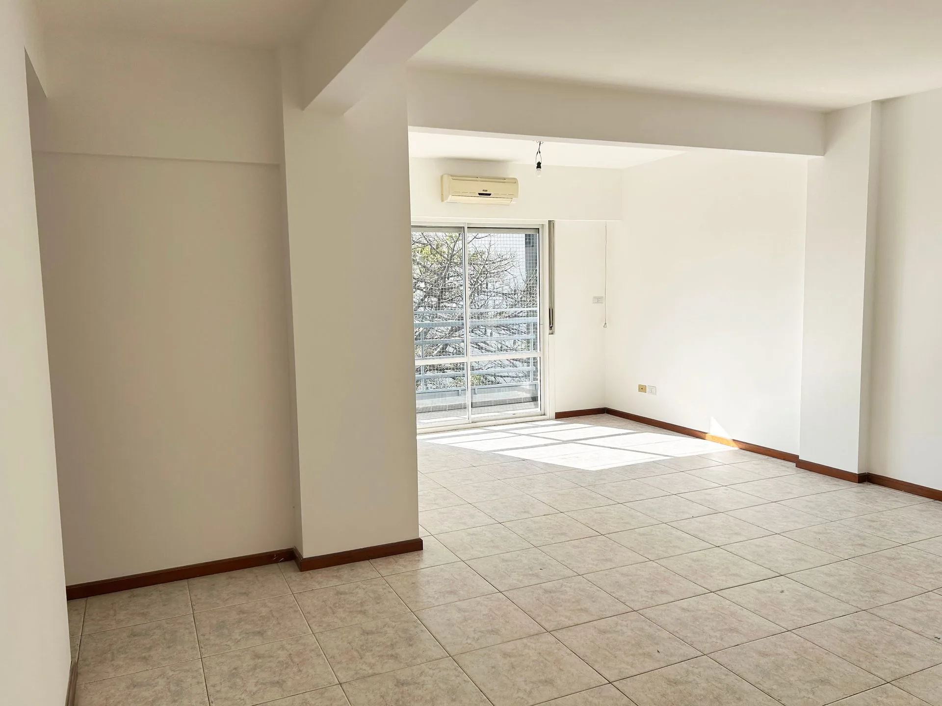 VENTA DEPARTAMENTO 3 AMBIENTES RAMOS MEJIA foto 5